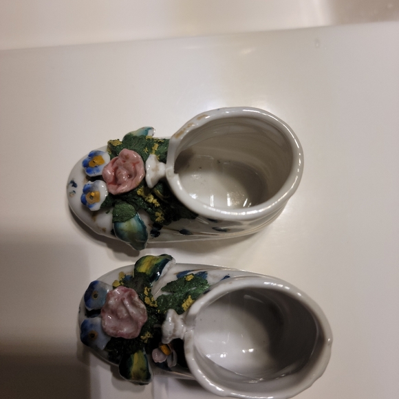 Vintage Porcelain Baby Booties - Picture 3 of 6